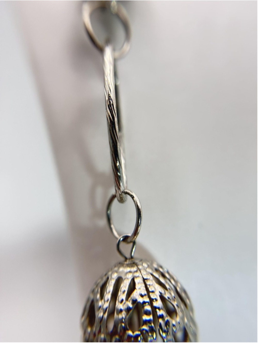 Necklace Silver Tone Filigree Ball Bead Oval Link Chain Statement Beaded - Picture 8 of 9